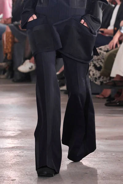 Look 36